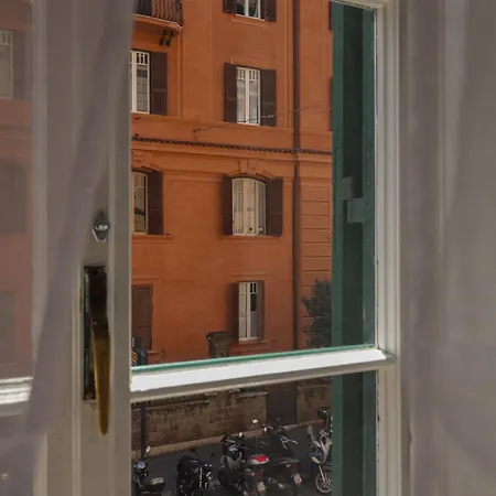 Essenza House Piazza Fiume 4*