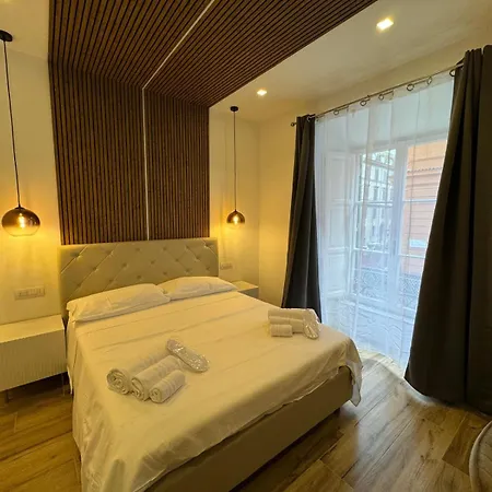 Essenza House * Rom