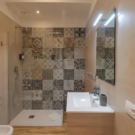 Гостевой дом Essenza House