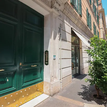 Essenza House Piazza Fiume 4*