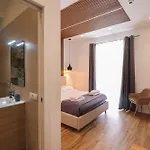 Essenza House Via Alessandria Affittacamere 4*