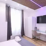 Affittacamere Essenza House Via Alessandria Roma