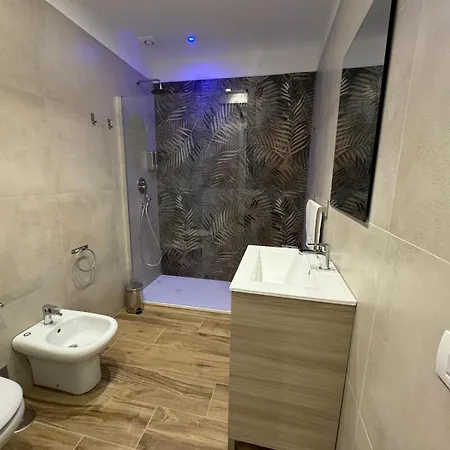 Essenza House ゲストハウス *